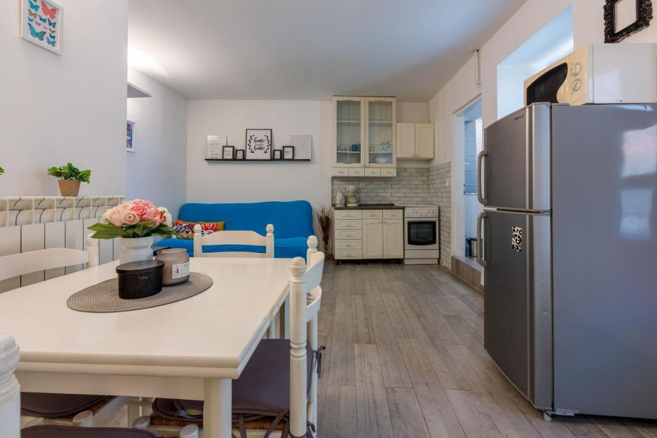 קריקווניצה Apartments Kalla מראה חיצוני תמונה